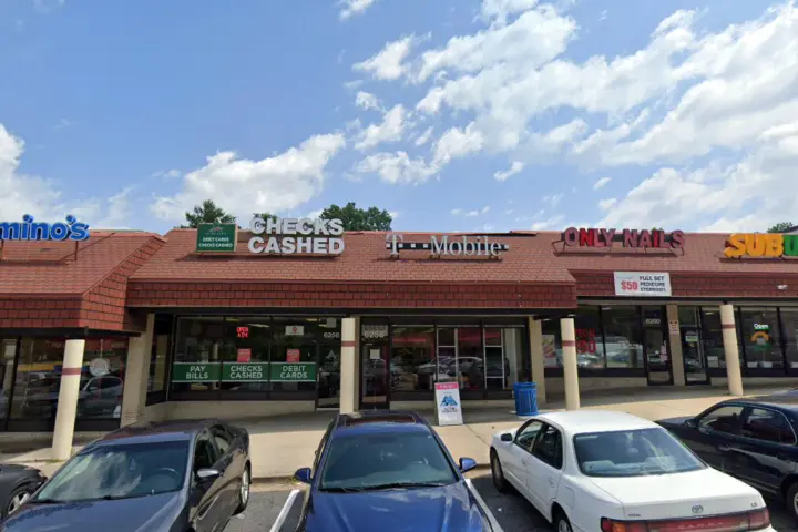 T-Mobile Addison Shopping Center