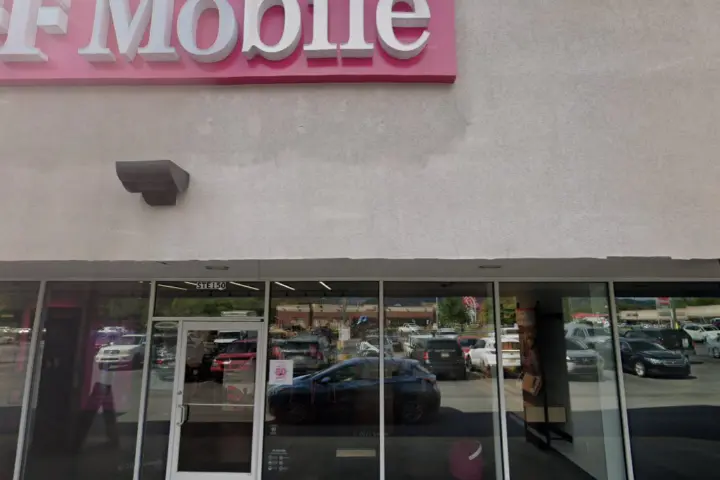 T-Mobile Alabama Crossing
