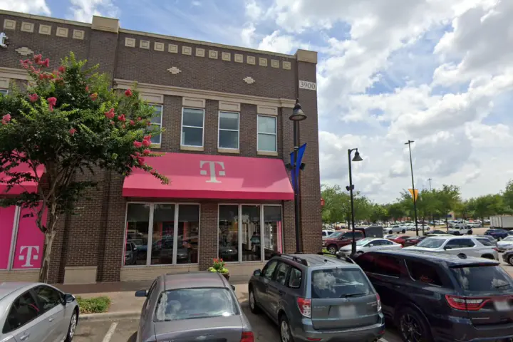 T-Mobile Arlington Highlands