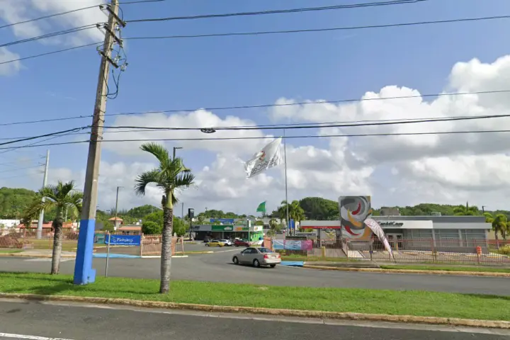 T-Mobile at Walmart Manati