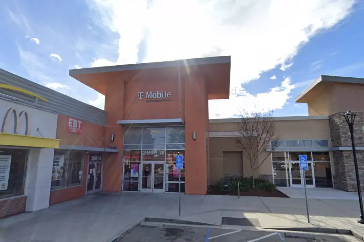 T-Mobile Bascom & Union