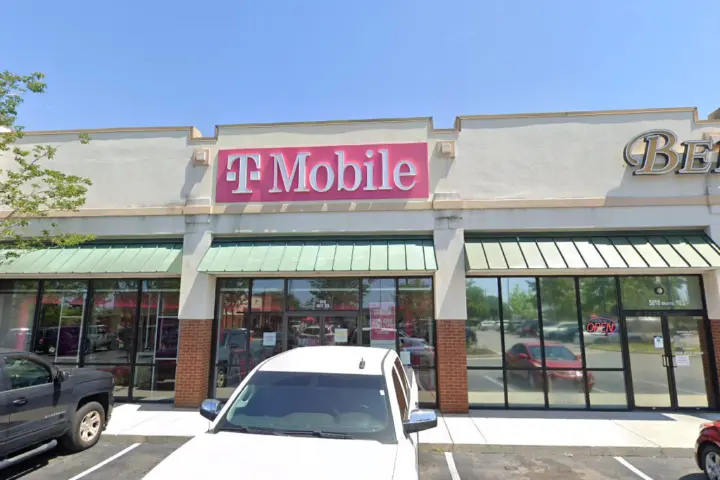T-Mobile Bayou & 9th
