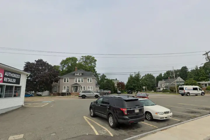 T-Mobile Belmont St And Torrey St