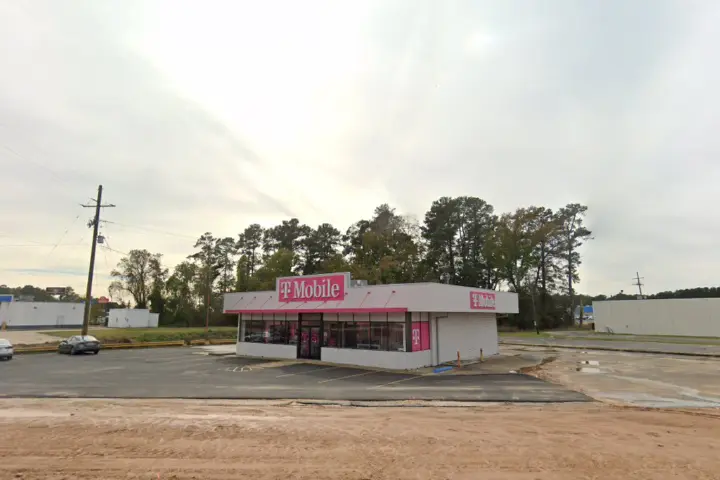 T-Mobile Boone & 5th