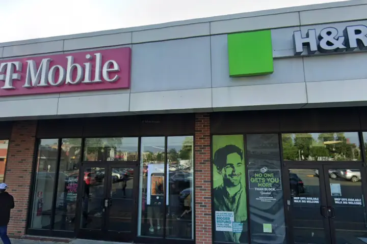 T-Mobile Border St & William C Kelly Sq