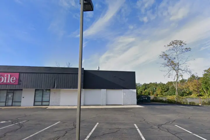 T-Mobile Boston Post Rd