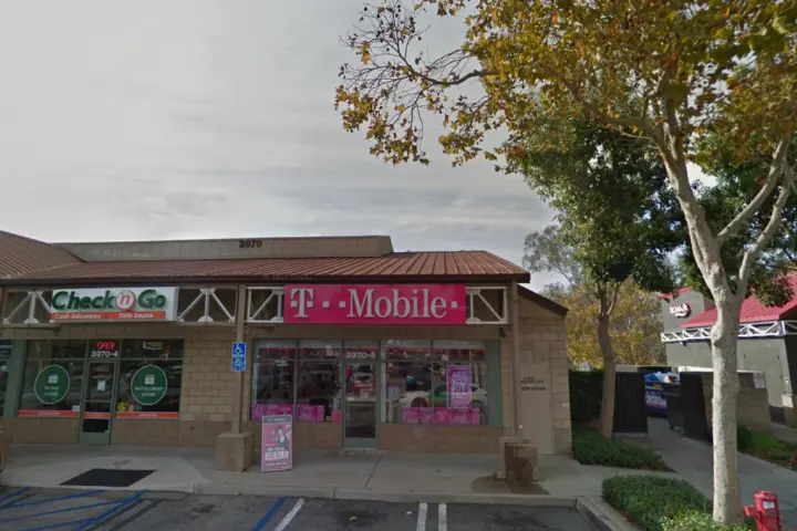T-Mobile Broad St & Tank Farm Rd