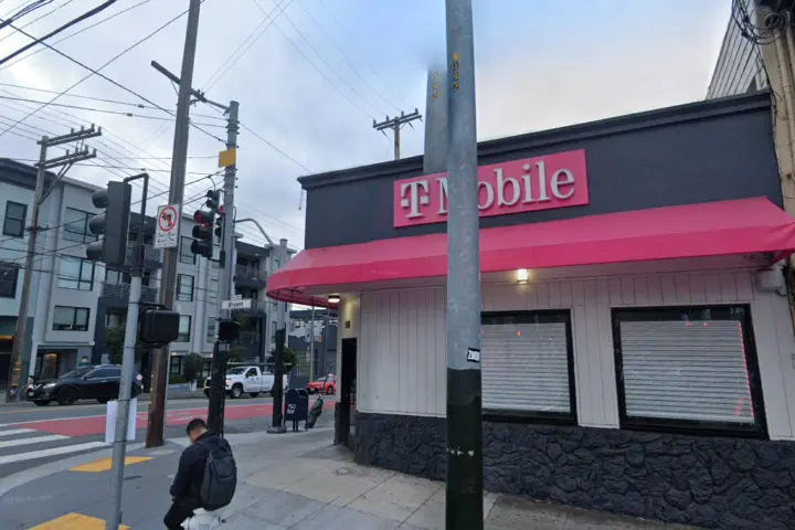 T-Mobile Bryant & 16th