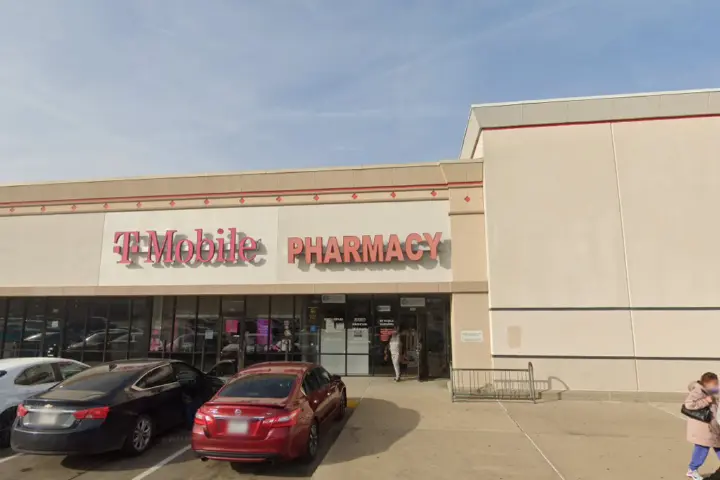T-Mobile Buckner & Scyene