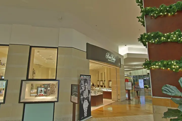 T-Mobile Capital Mall