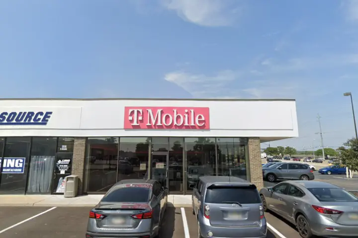 T-Mobile Cassinelli Square