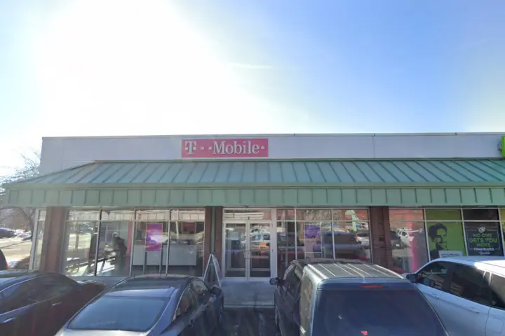 T-Mobile Centre St & Middlesex St