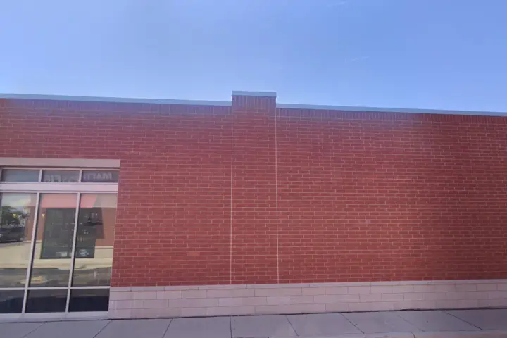 T-Mobile Cermak Rd & Maple Ave 2