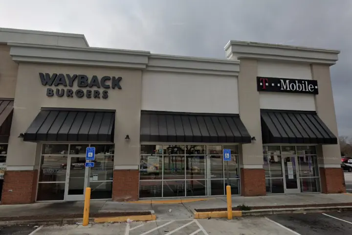 T-Mobile Chamblee Tucker Rd & Northcrest Rd