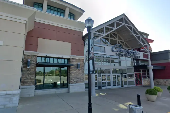 T-Mobile Chesterfield Town Center