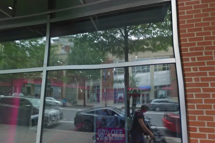T-Mobile Clarendon & Filmore