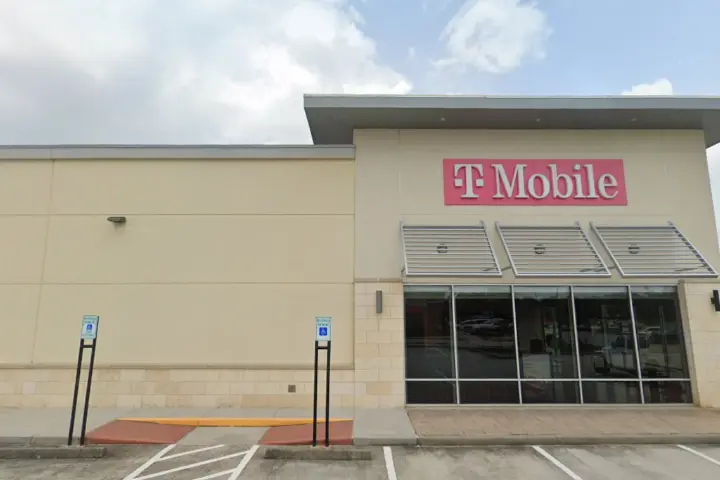 T-Mobile Clear Lake Marketplace