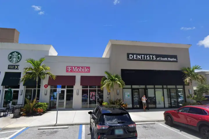 T-Mobile Collier Blvd & Tamiami Trail