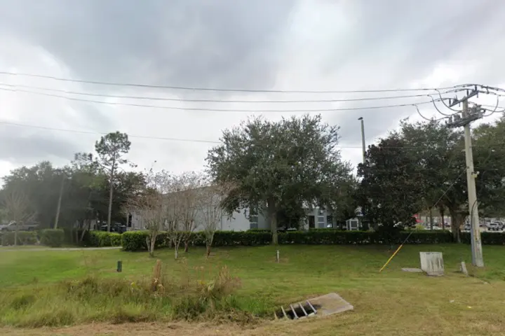 T-Mobile Columbia Blvd & Windover Trail