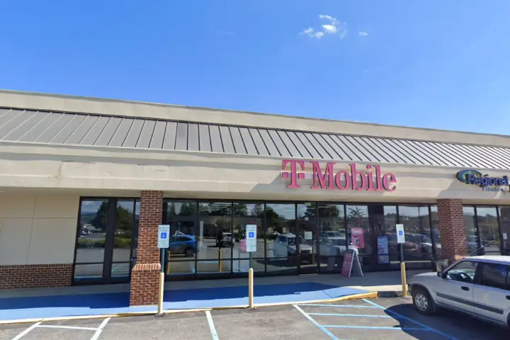 T-Mobile Conston Ave & Spradlin Farm Dr