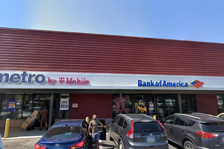 T-Mobile Cottman Ave & Horrocks St