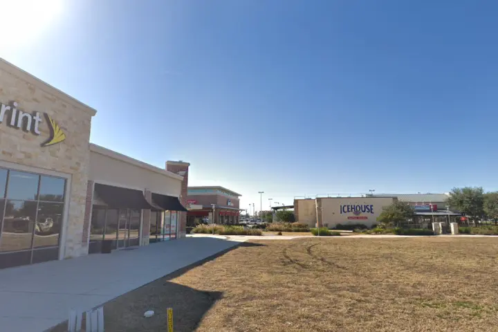 T-Mobile Creekside Way & Town Center Dr