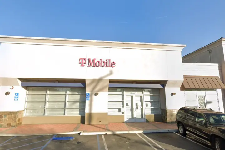 T-Mobile Crenshaw & Artesia