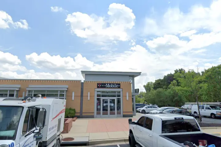 T-Mobile Crestview Square Shopping Ctr