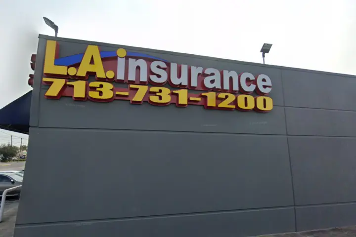 T-Mobile Cullen Blvd & Wilmington St