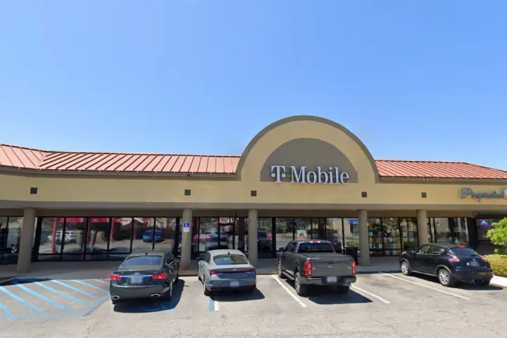 T-Mobile Davis & Burgess