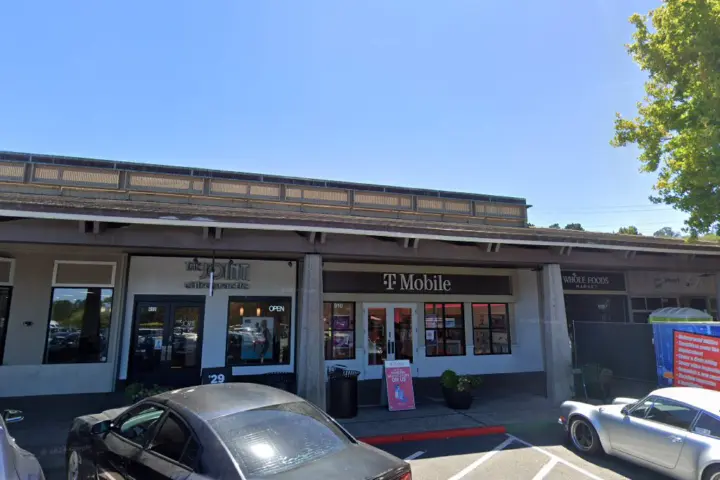 T-Mobile Del Monte Center & Munras Ave