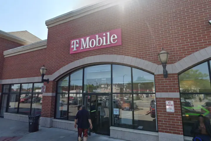 T-Mobile Delaware & Kenmore