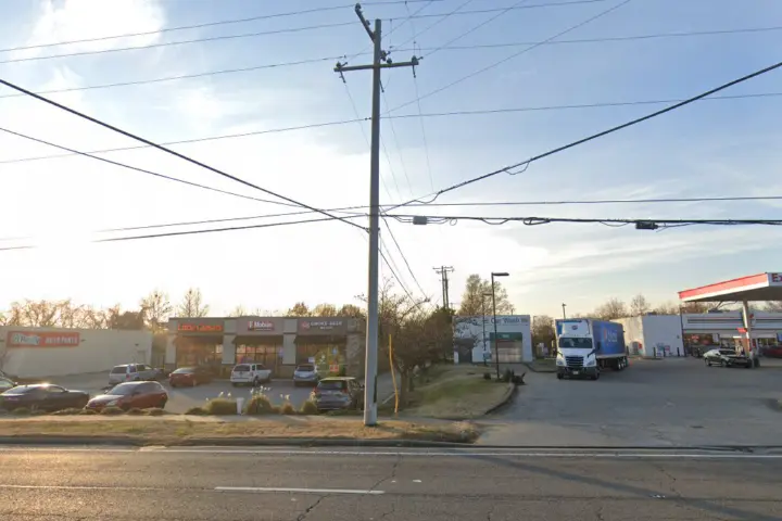 T-Mobile Dickerson Pike & Oak Vly Dr
