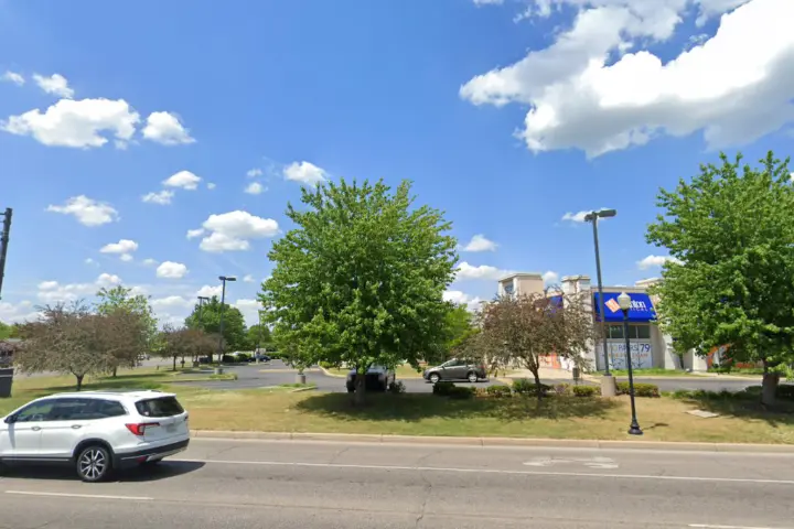 T-Mobile Douglas & Main