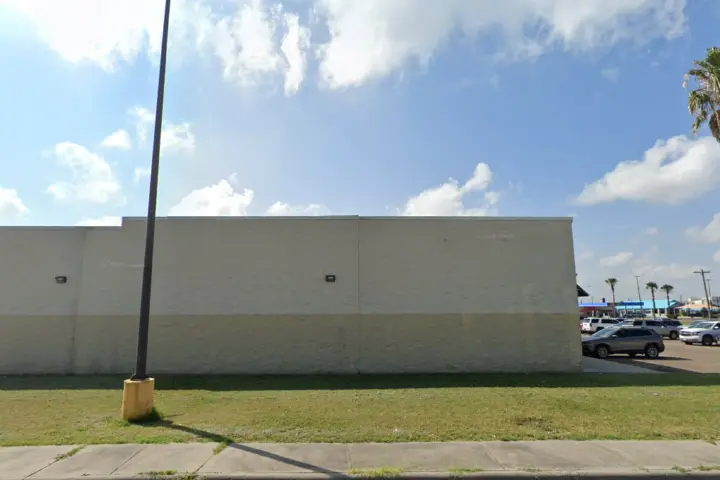 T-Mobile Dr N W Atkinson Blvd & E Main St