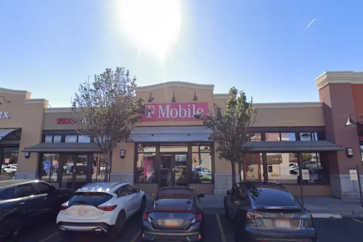 T-Mobile Draper Peaks