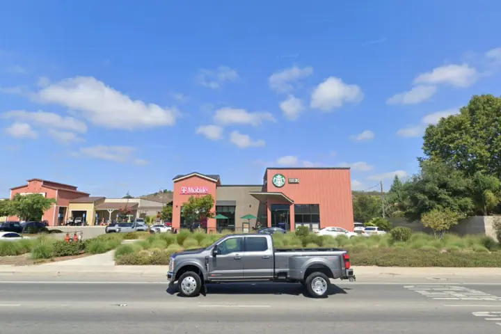 T-Mobile E Hwy 246 & Freear Dr