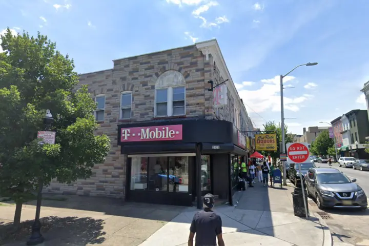 T-Mobile E Monument St & N Collington Ave