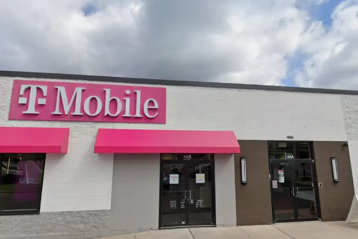 T-Mobile Eagle Plaza