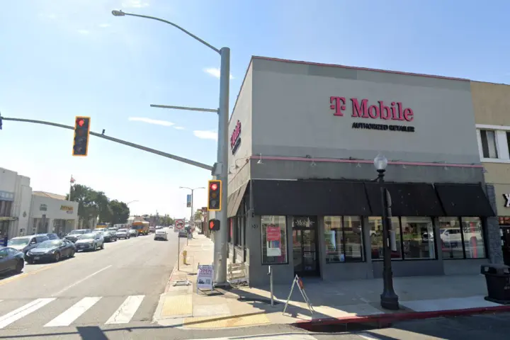 T-Mobile Euclid & Holt