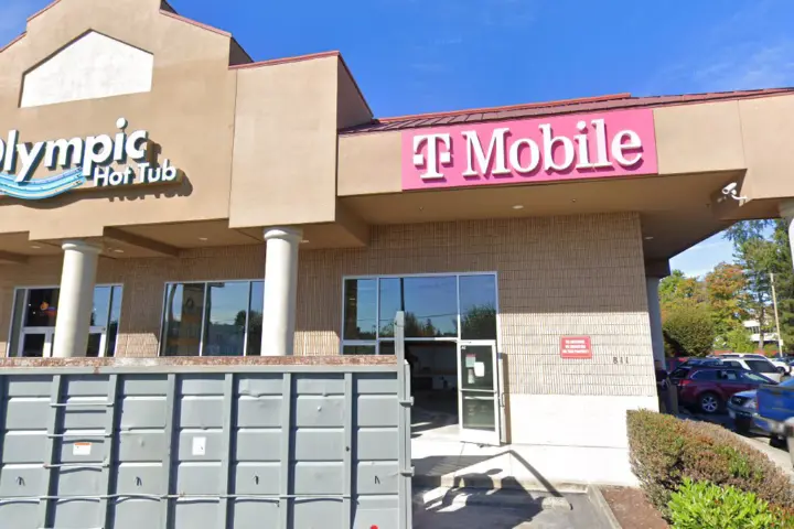 T-Mobile Everett Mall Way & 95th Ct SE