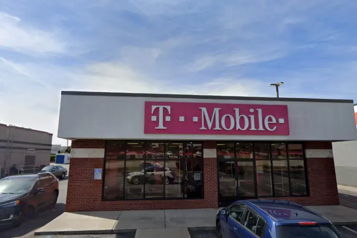 T-Mobile Farr Village