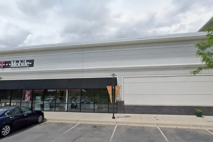 T-Mobile Front Range Village