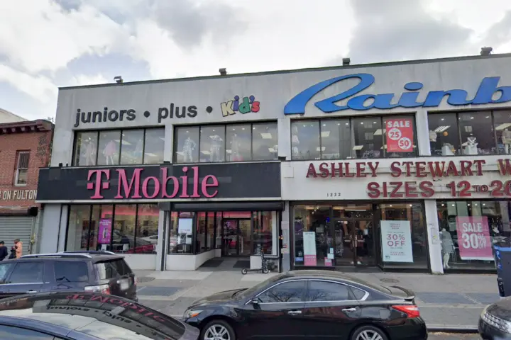 T-Mobile Fulton & Nostrand