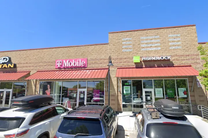 T-Mobile Gallatin Center