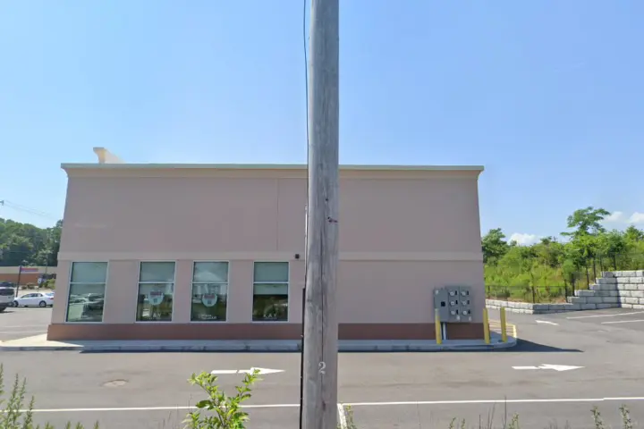 T-Mobile GAR Hwy & Michael Ave