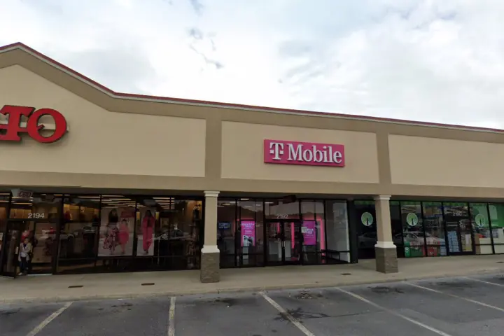 T-Mobile Garbers Crossing