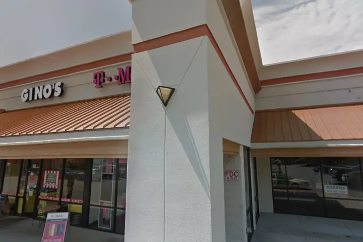 T-Mobile Gator Hole