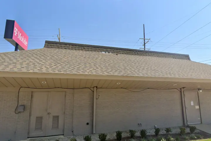 T-Mobile Gause Blvd & Lindberg Dr