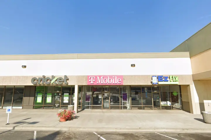 T-Mobile George Washington Way & Mcmurray St